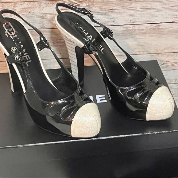 Authentic Chanel glitter Slingback heels h the - Picture 4 of 16